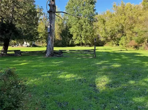 29 E 2nd St, Oneida, NY 13421 photo 8
