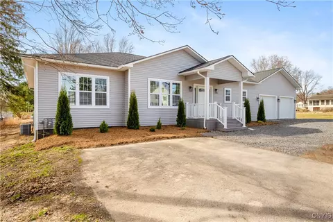 7623 River Rd, Lysander, NY 13027 photo 3