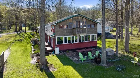 169 Fire Lane 12, Cato, NY 13080
