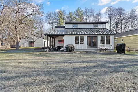 4386 Riverview Rd, Brewerton, NY 13029