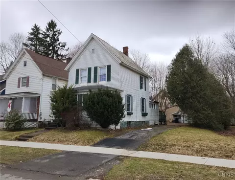 138 E North St, German Flatts, NY 13357