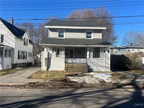 406 Park St, Fulton, NY 13069