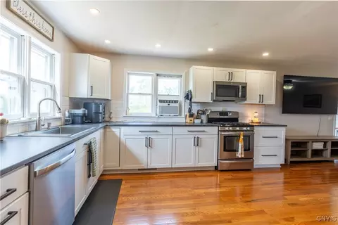 4045 E Milestrip Rd, Fenner, NY 13032 photo 3