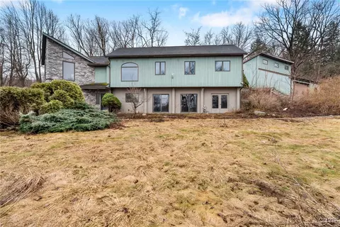 2594-2598 Hitchings Rd, Otisco, NY 13084