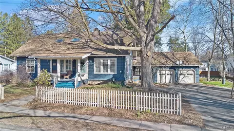 20 Downer St, Van Buren, NY 13027