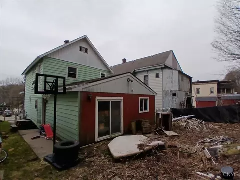 216 Loomis St, Little Falls, NY 13365