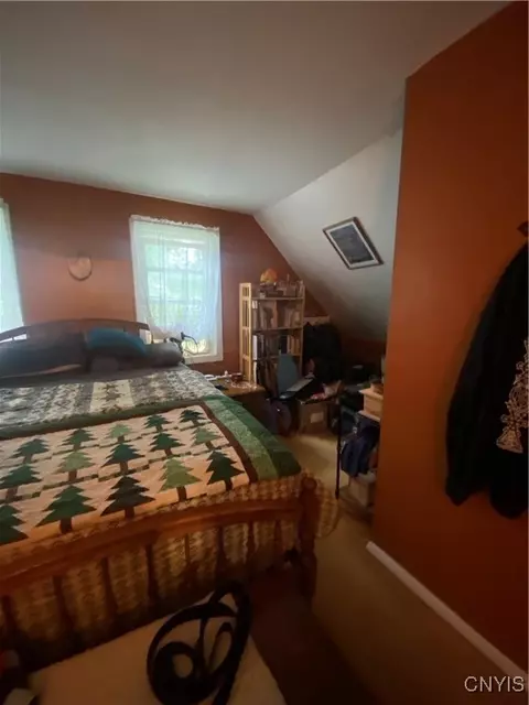 Bedroom - 1377 Ridge Rd, Fabius, NY 13063 photo 3 of 3
