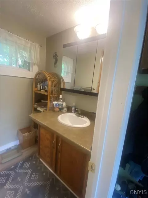 Bath - 1377 Ridge Rd, Fabius, NY 13063 photo 1 of 2