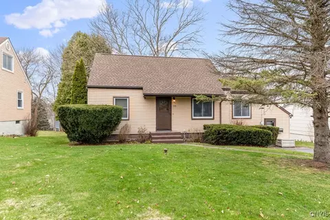 310 Glenview Pkwy, Syracuse, NY 13219