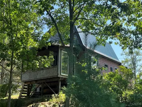 263 Mitchell Rd, Macomb, NY 13654