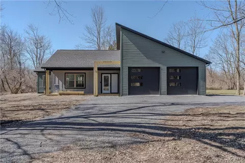 20065 Evans Rd, Hounsfield, NY 13634