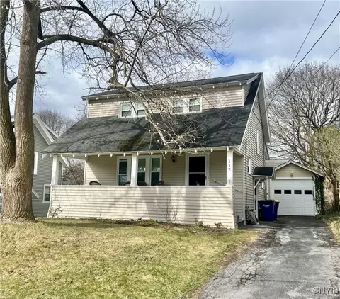 112 Newcastle Rd, Geddes, NY 13219