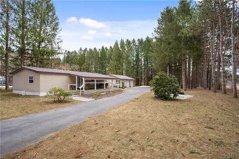 1680 County Route 6, Volney, NY 13069
