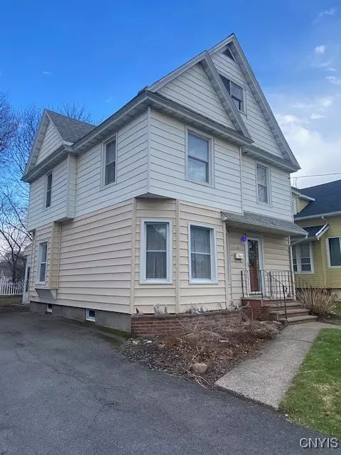 24 Warren Ave, Auburn, NY 13021