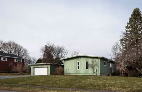 1208 Harris Dr, Watertown, NY 13601