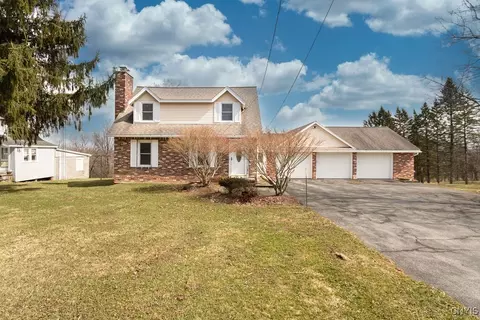 4466 Makyes Rd, Onondaga, NY 13215