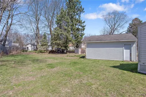 112 Bailey Rd, Salina, NY 13212 photo 27