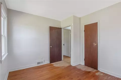 112 Bailey Rd, Salina, NY 13212 photo 22