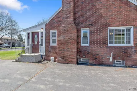 112 Bailey Rd, Salina, NY 13212 photo 3
