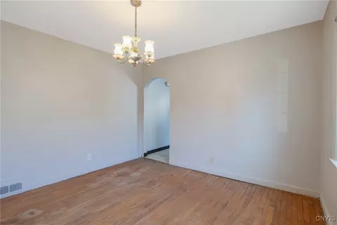 112 Bailey Rd, Salina, NY 13212 photo 10