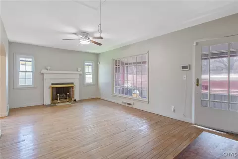112 Bailey Rd, Salina, NY 13212 photo 6
