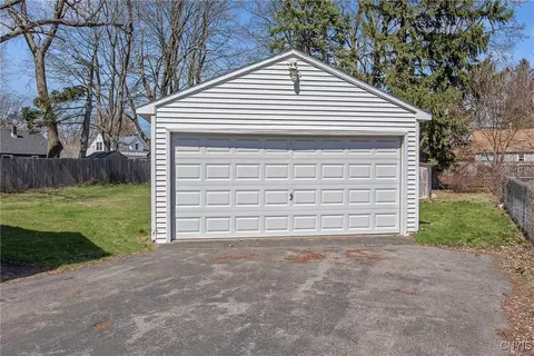 112 Bailey Rd, Salina, NY 13212 photo 26
