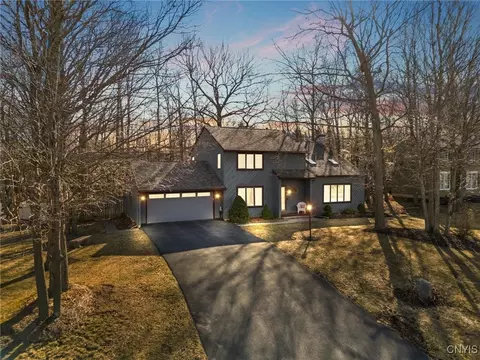 4852 Limehill Dr, Onondaga, NY 13215