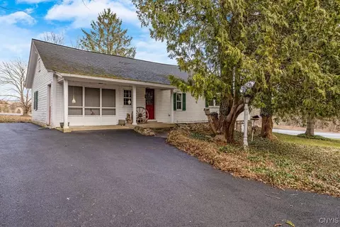 2447 Cemetery Rd, Fabius, NY 13063