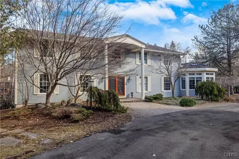 4886 Tanglewood Ln, Manlius, NY 13104