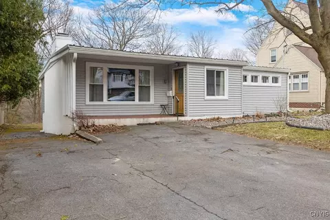 132 Hancock Dr, Syracuse, NY 13207