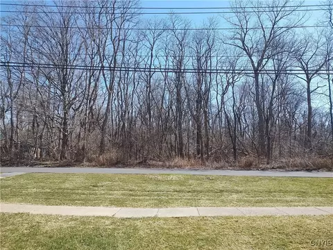 132 Prospect St, Auburn, NY 13021