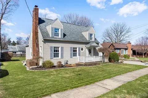 Exterior - 430 Sylvan St, Oneida, NY 13421 photo 3 of 8