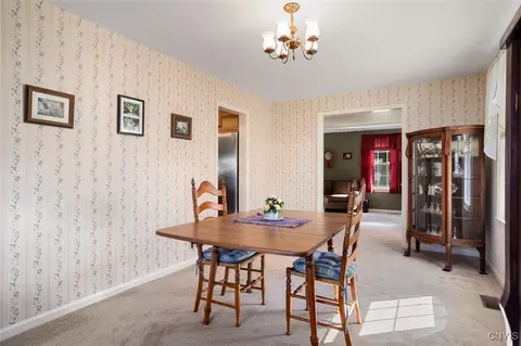 Dining - 430 Sylvan St, Oneida, NY 13421 photo 1 of 1