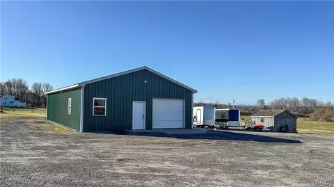 5621 State Route 233, Westmoreland, NY 13440