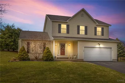 130 Pebblestone Dr, Sullivan, NY 13037