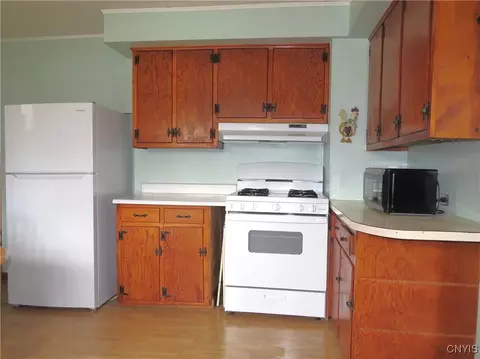 209 Pullman St, Herkimer, NY 13350 photo 12