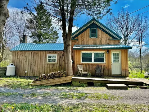 Exterior - 7294 Valley Rd, Madison, NY 13402 photo 4 of 5
