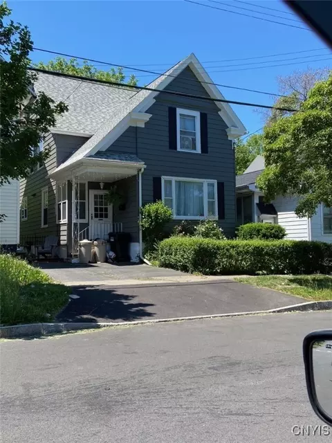 805 Highland St, Syracuse, NY 13203