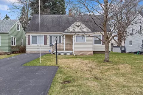 117 Wally Rd, Syracuse, NY 13212