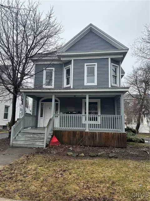 1014 State St, Watertown, NY 13601