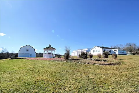 6234 Briggs Rd, Hamilton, NY 13346