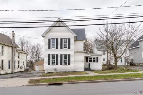 410 Coffeen St, Watertown, NY 13601