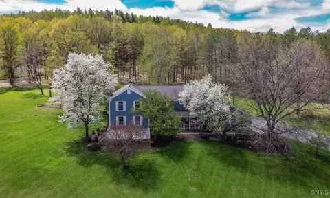 1945 Fawn Rd, Lafayette, NY 13084