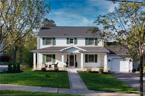 38 Academy St, Skaneateles, NY 13152