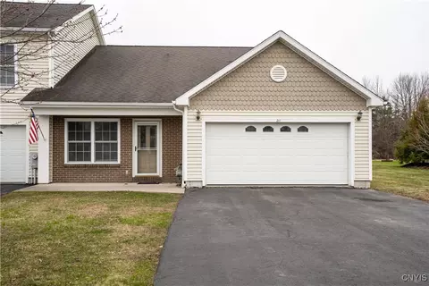 211 Edmund St, Hounsfield, NY 13685