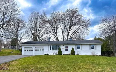 20 Janet Ter, New Hartford, NY 13413