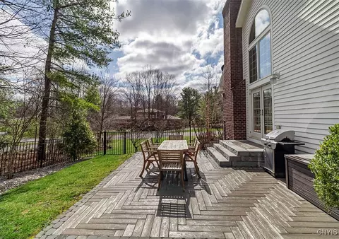 7103 Braxton Cir, Fayetteville, NY 13066 photo 44