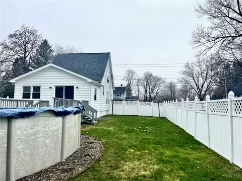 Exterior - 304 E Campbell Ave, Sherrill, NY 13461 photo 4 of 11