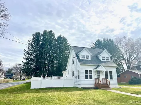 304 E Campbell Ave, Sherrill, NY 13461