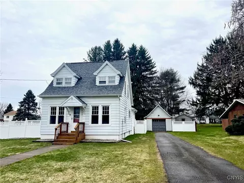 Exterior - 304 E Campbell Ave, Sherrill, NY 13461 photo 3 of 11